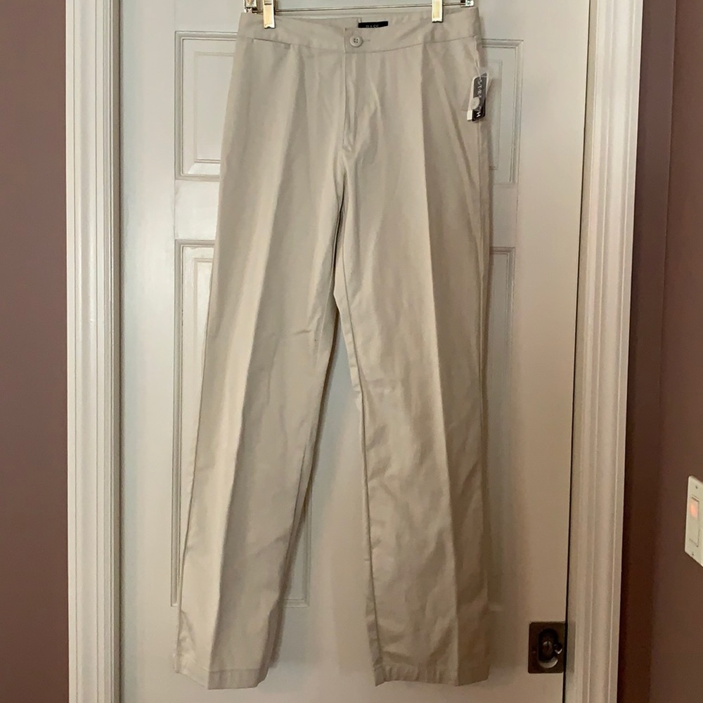 G.H. Bass & Co. Light Khaki Straight Leg Pants